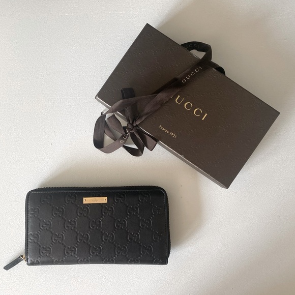 GUCCI black embossed wallet gold zipper - Picture 6 of 17